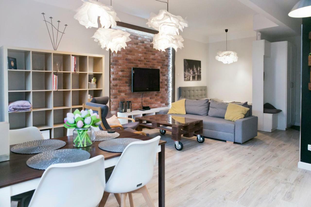 Cichy apartament w centrum OZONOWANY PO KAŻDYM POBYCIE Cracóvia Exterior foto