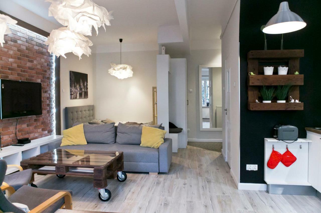 Cichy apartament w centrum OZONOWANY PO KAŻDYM POBYCIE Cracóvia Exterior foto