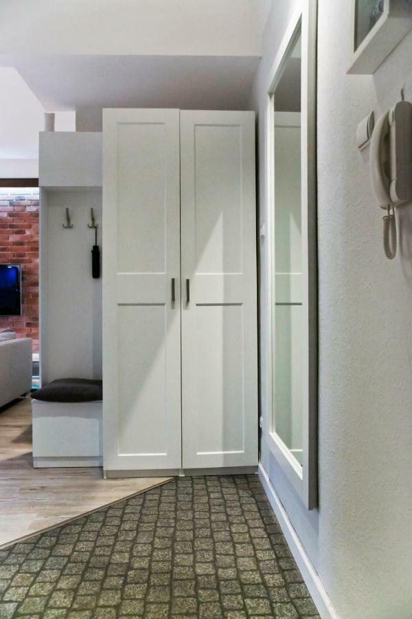Cichy apartament w centrum OZONOWANY PO KAŻDYM POBYCIE Cracóvia Exterior foto