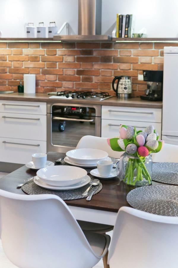 Cichy apartament w centrum OZONOWANY PO KAŻDYM POBYCIE Cracóvia Exterior foto